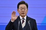 东华摘易重回青瓦台 复苏经济 弥合社会裂痕 韩国新总统有哪些执政计划？