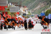 东华摘易青海玉树探索“生态+文化”旅游新路径